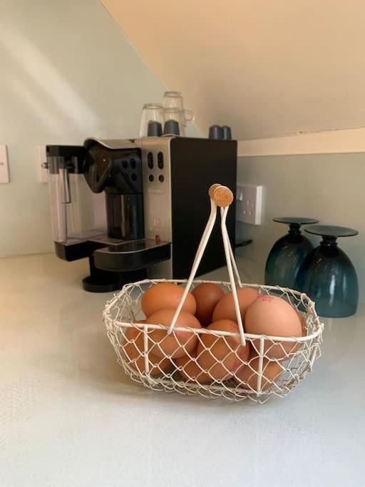 Apartament Annexe Near Malmesbury / Tetbury Hankerton Zewnętrze zdjęcie