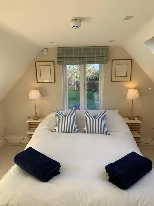 Apartament Annexe Near Malmesbury / Tetbury Hankerton Zewnętrze zdjęcie