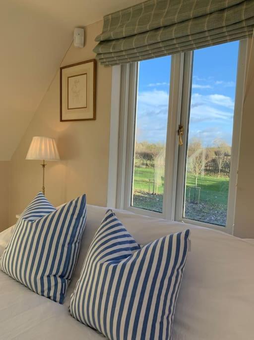 Apartament Annexe Near Malmesbury / Tetbury Hankerton Zewnętrze zdjęcie